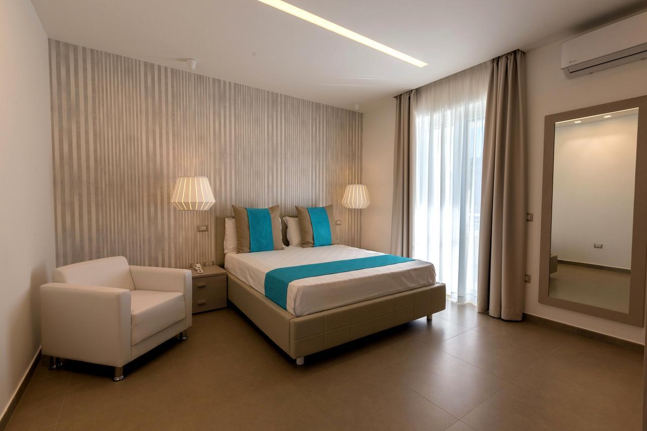 Amalfi - Positano Home & Breakfast Понтеканяно Екстериор снимка